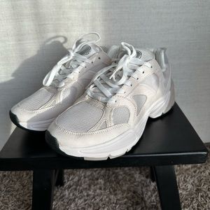 SOLD! White/Silver Running Sneakers